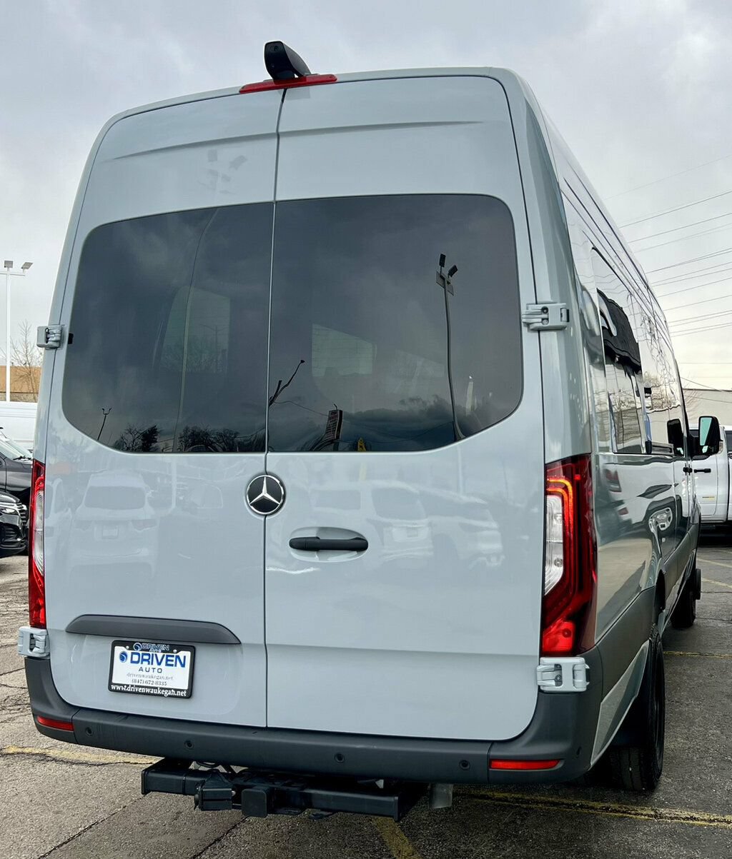 Used 2026 Mercedes-Benz Sprinter 3500 image 5