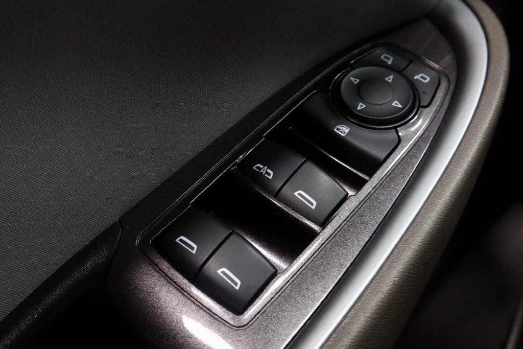 Used 2023 Chevrolet Malibu LT FWD image 25