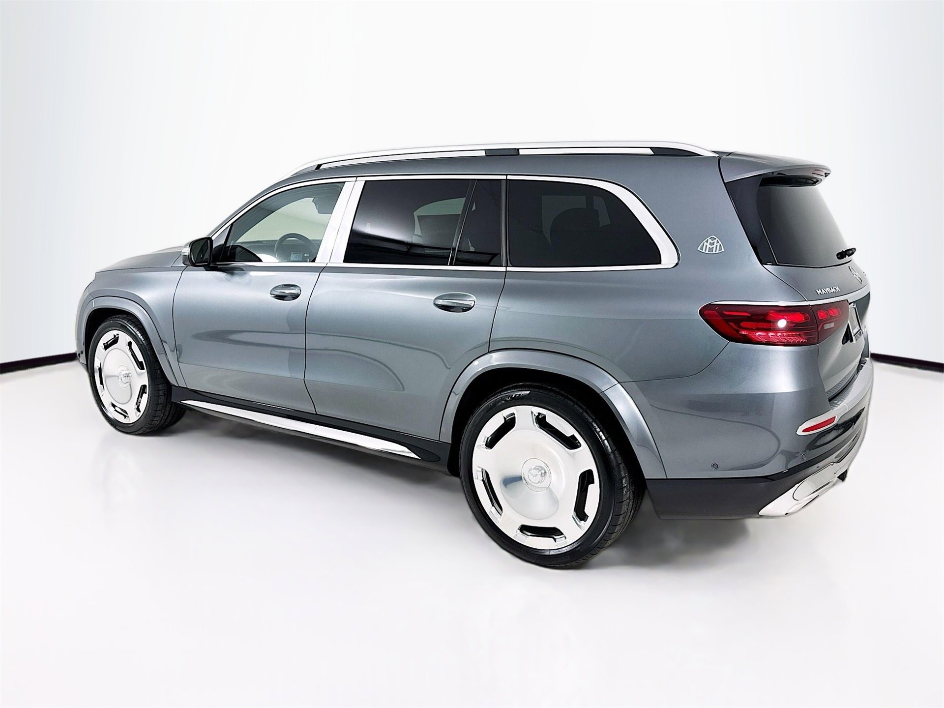 New 2026 Mercedes-Benz Maybach GLS 600 4MATIC image 6