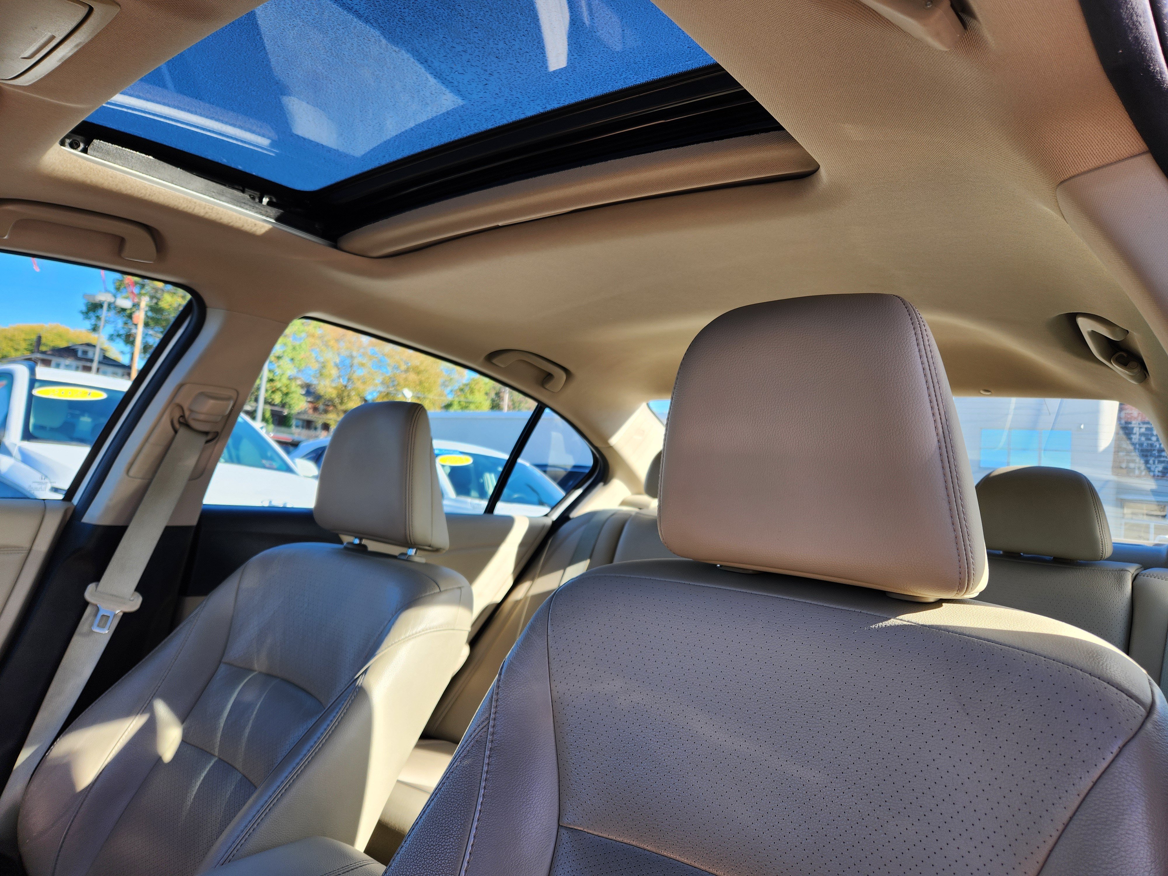 Used 2016 Honda Accord EX-L image 11