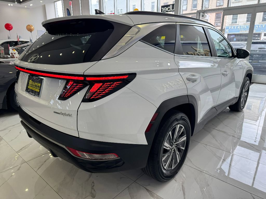 Used 2022 Hyundai Tucson Blue w/ Cargo Package image 4
