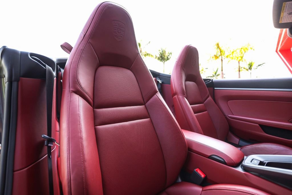Used 2020 Porsche 911 Carrera 4S image 44
