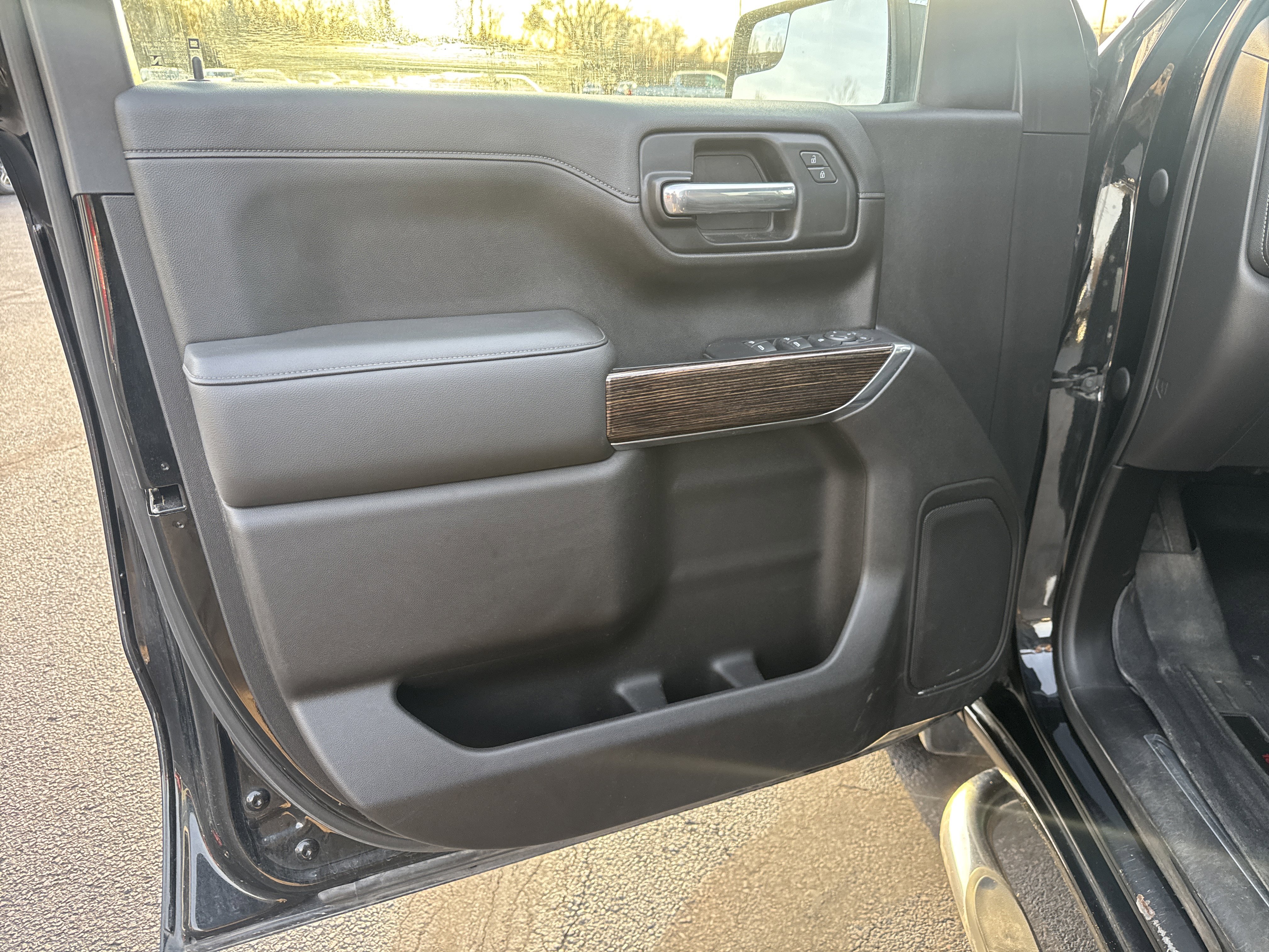 Used 2019 GMC Sierra 1500 SLE w/ SLE Value Package image 15