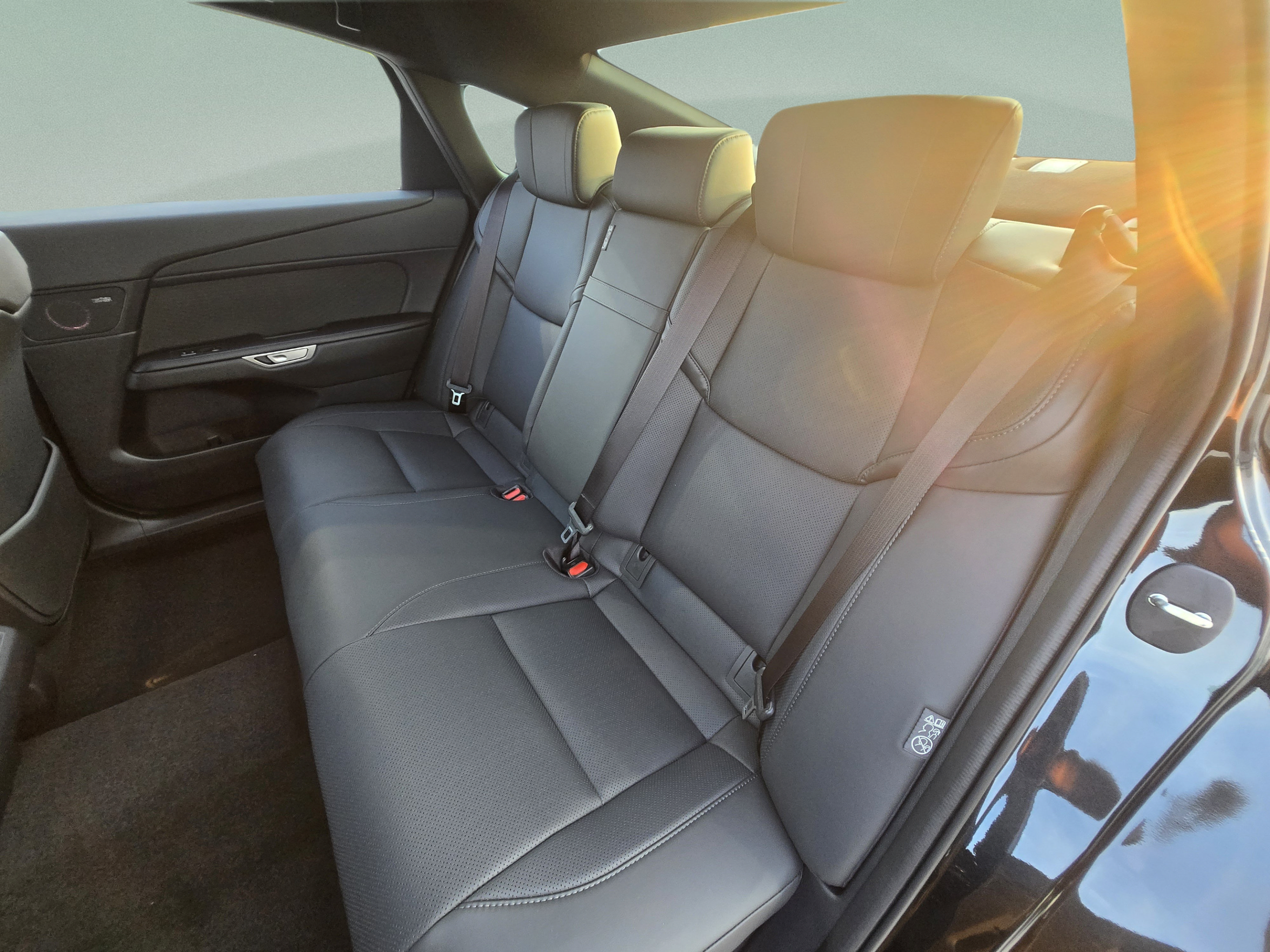 New 2026 Lexus ES 350h AWD w/ Accessory Package (Z2) image 20