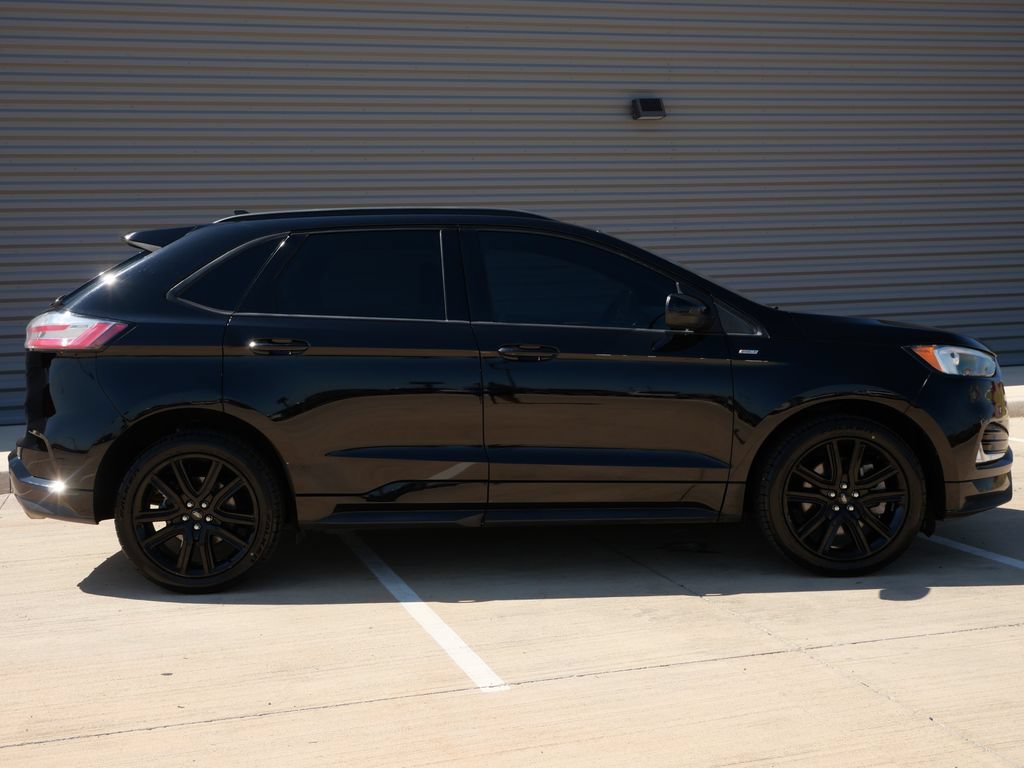 Used 2021 Ford Edge ST-Line FWD image 2