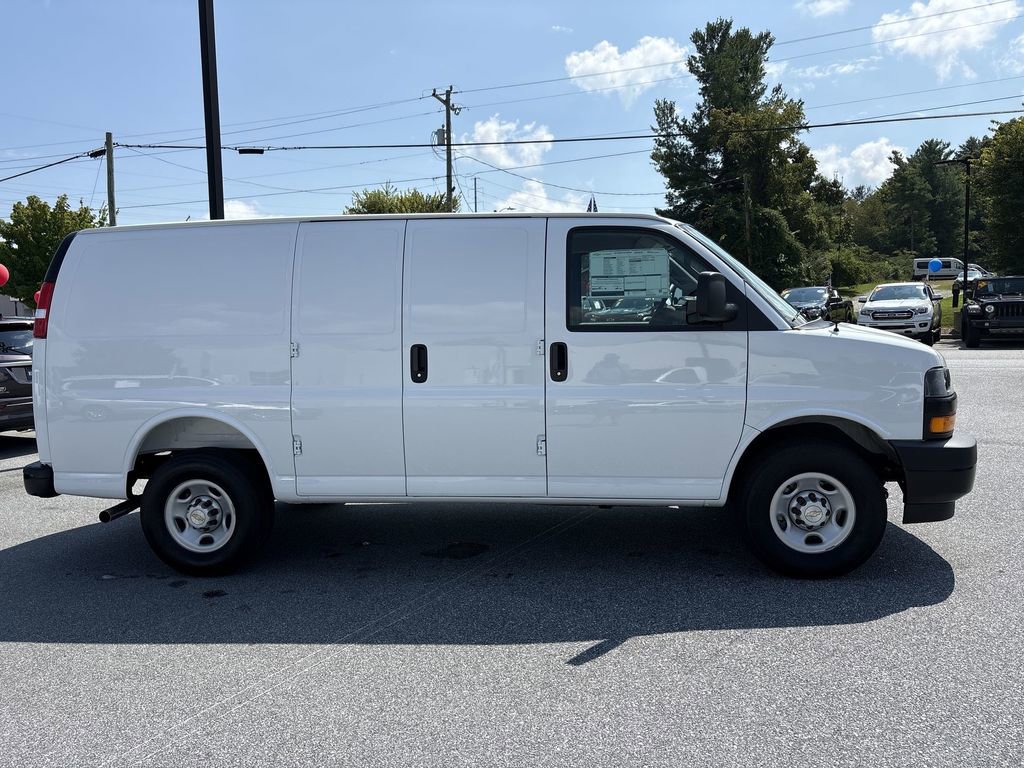 New 2025 Chevrolet Express 2500 w/ Driver Convenience Package image 10
