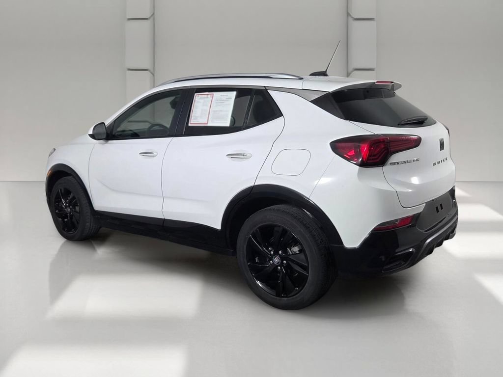 Used 2024 Buick Encore GX Sport Touring FWD image 7