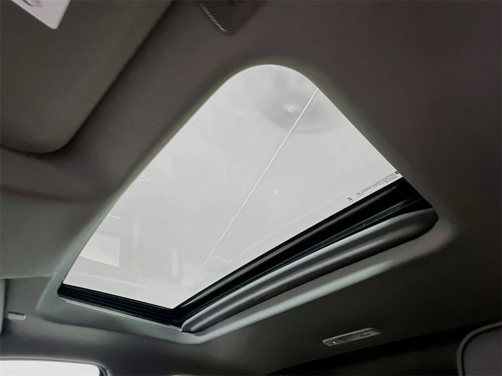 New 2026 GMC Sierra 3500 Denali w/ Denali Reserve Package image 18