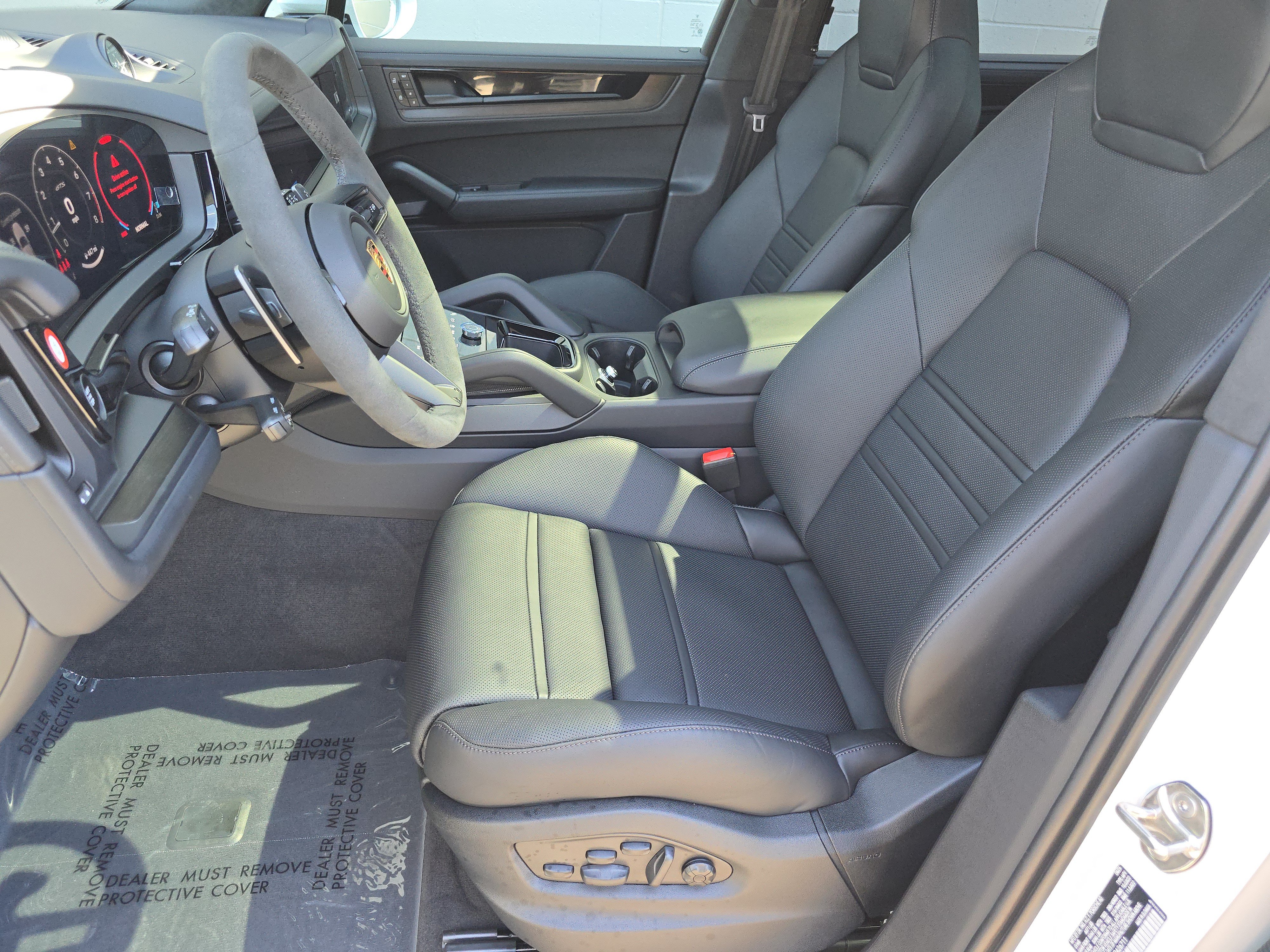 New 2026 Porsche Cayenne GTS AWD/4WD image 5