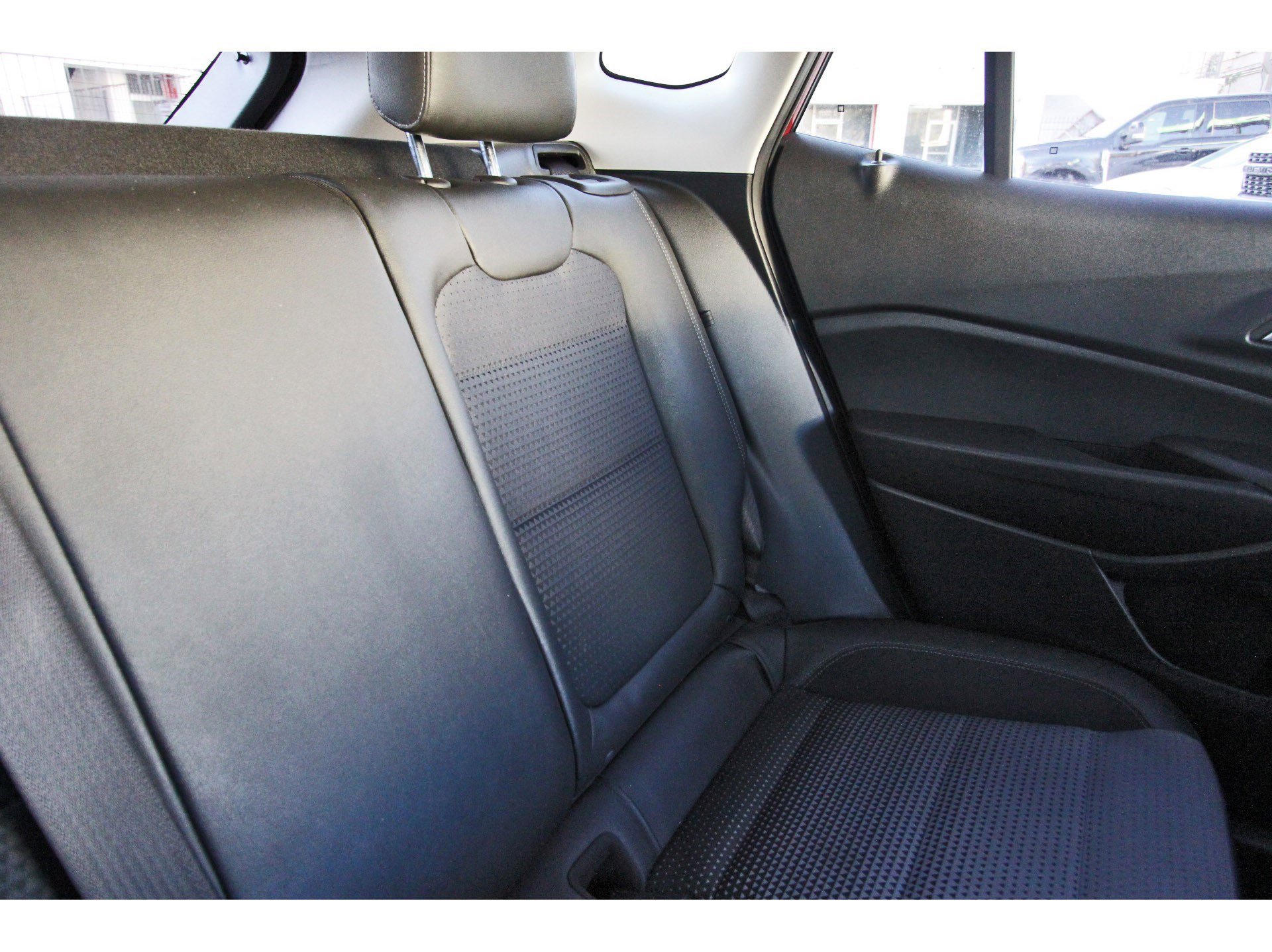 Used 2024 Chevrolet Trax LT w/ Driver Confidence Package image 13