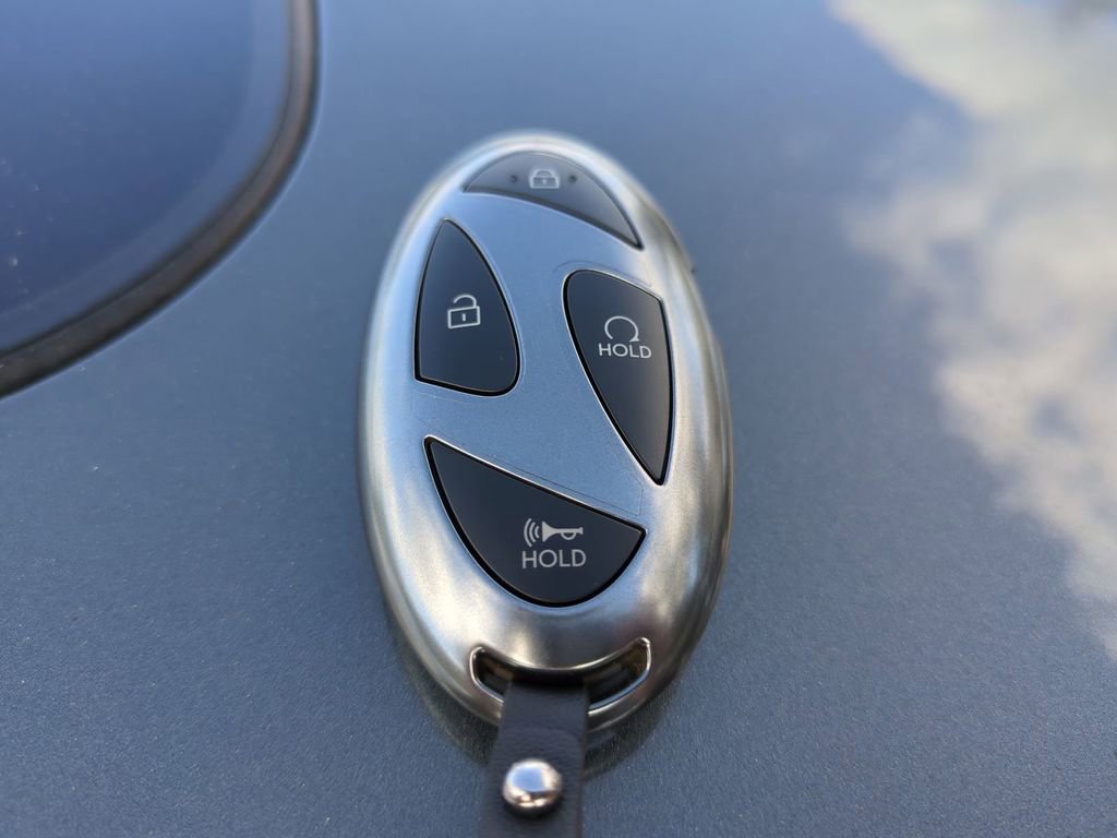 New 2026 Hyundai Elantra Limited image 37