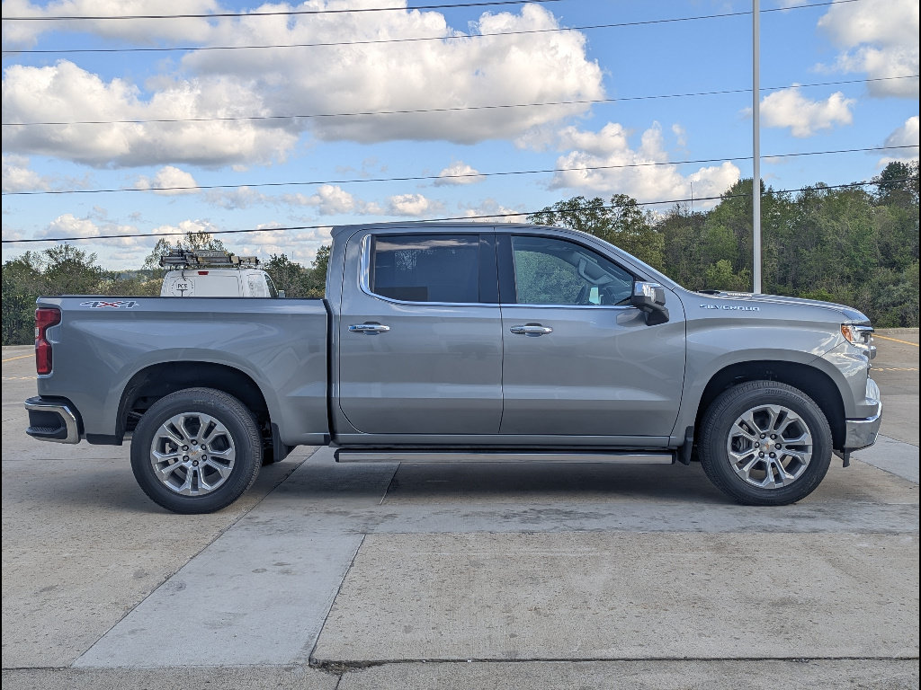 New 2026 Chevrolet Silverado 1500 LTZ w/ Technology Package AWD/4WD image 6
