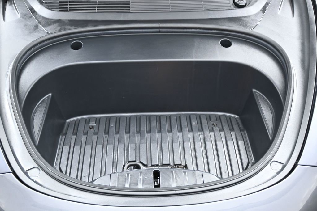 Used 2023 Tesla Model 3 Standard Range image 47