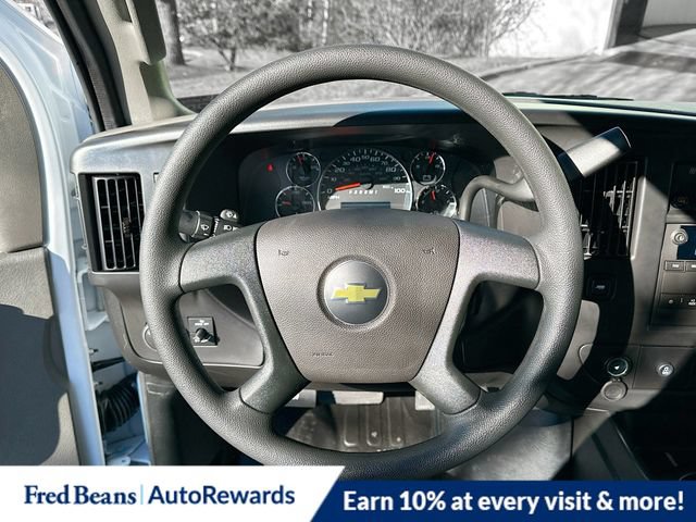 New 2025 Chevrolet Express 2500 w/ Chrome Appearance Package RWD image 9