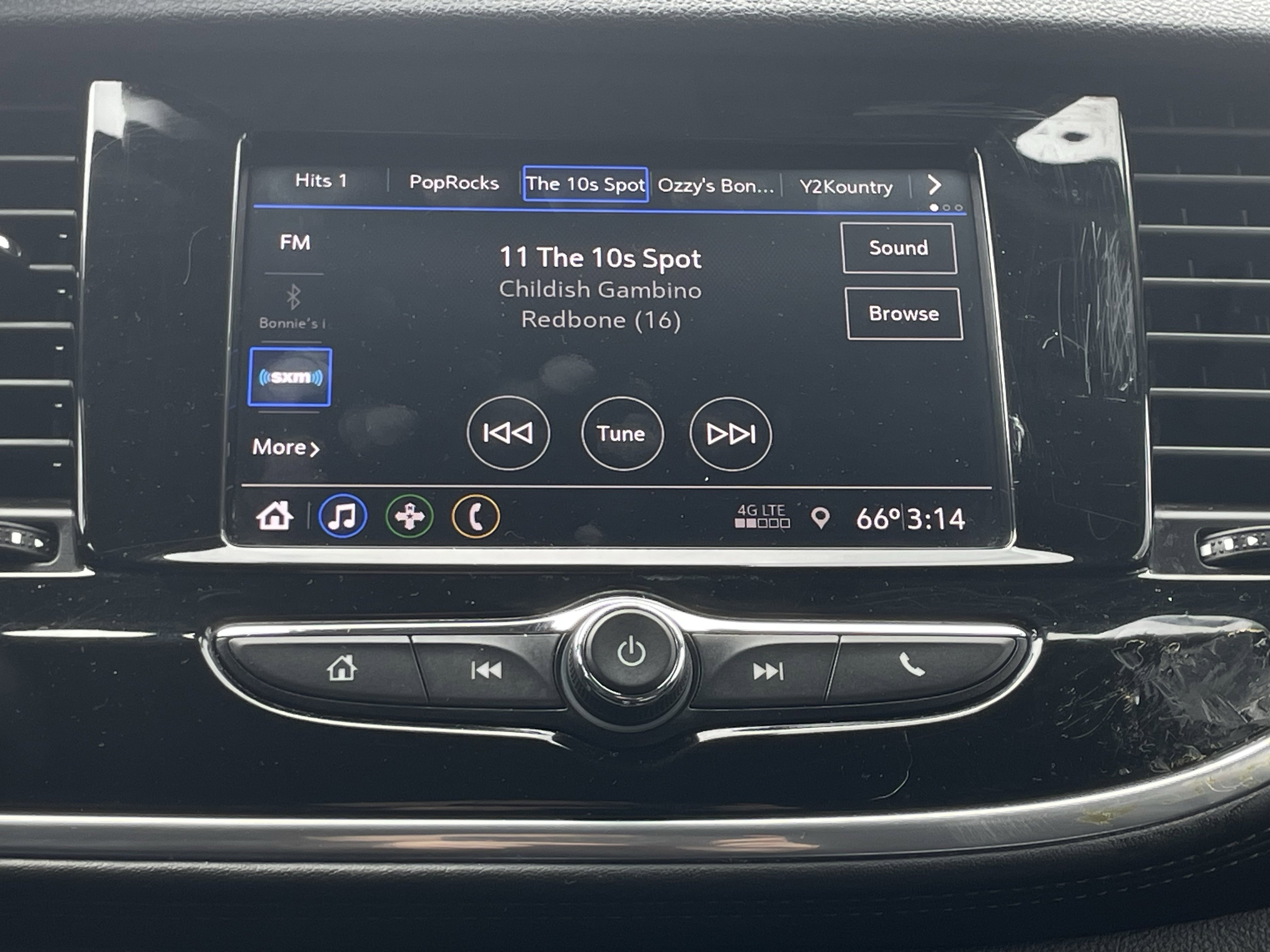 Used 2022 Buick Encore Preferred w/ Safety Package image 24