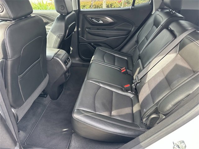 Used 2024 GMC Terrain SLT image 22