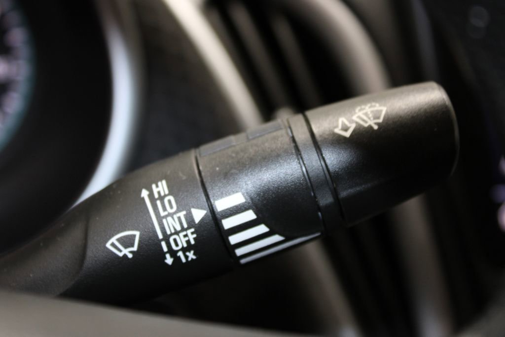 Used 2024 Chevrolet Malibu LT image 33