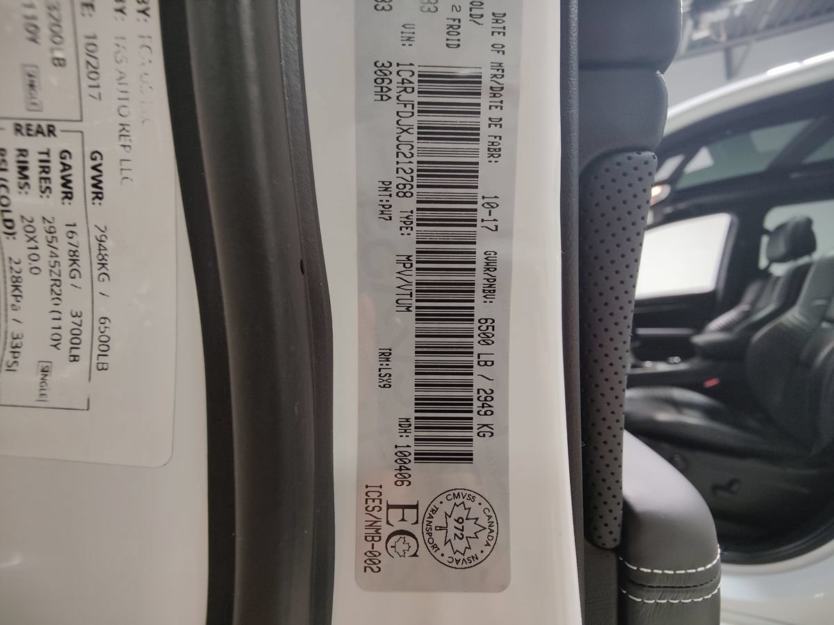 Used 2018 Jeep Grand Cherokee SRT AWD/4WD image 24