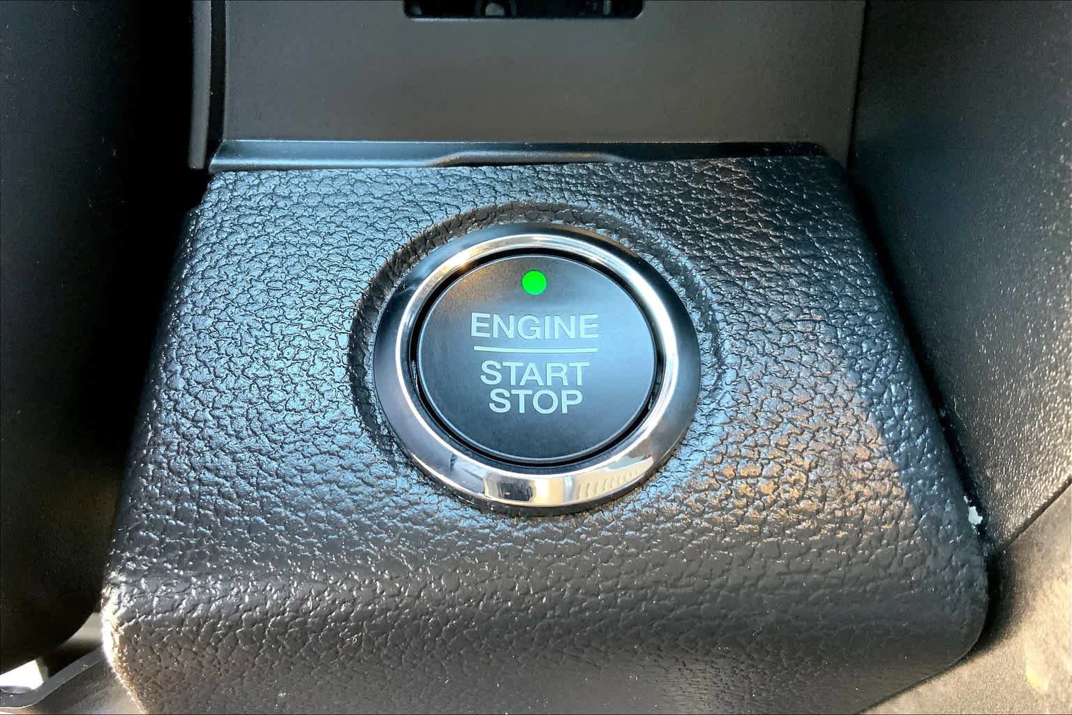 Used 2021 Ford Expedition Limited RWD image 32