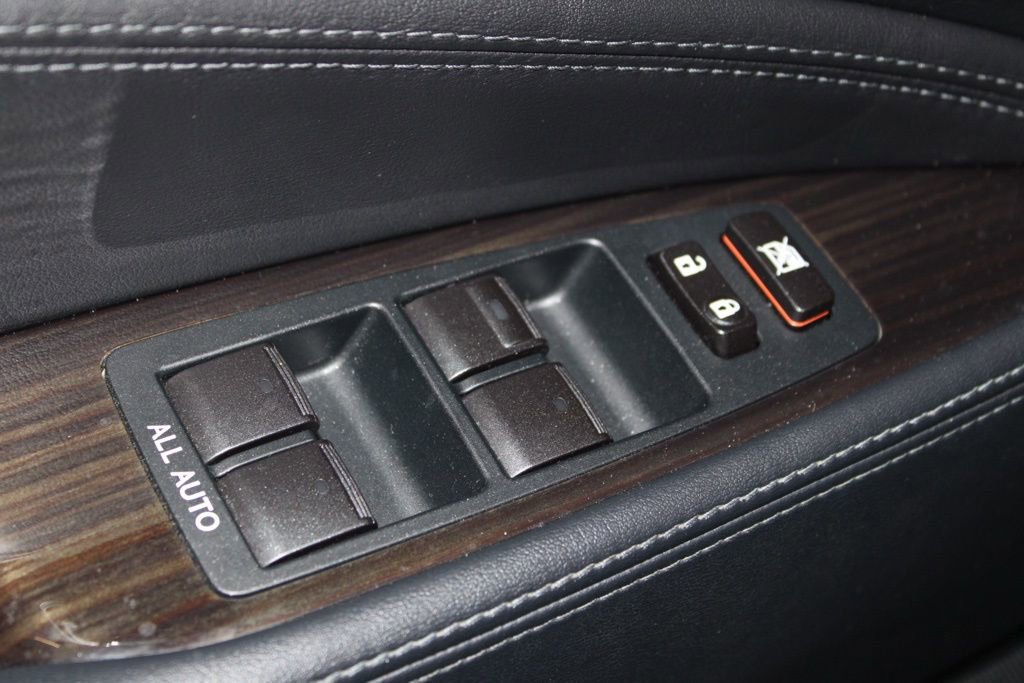 Used 2013 Lexus LS 460 AWD w/ Comfort Pkg image 15