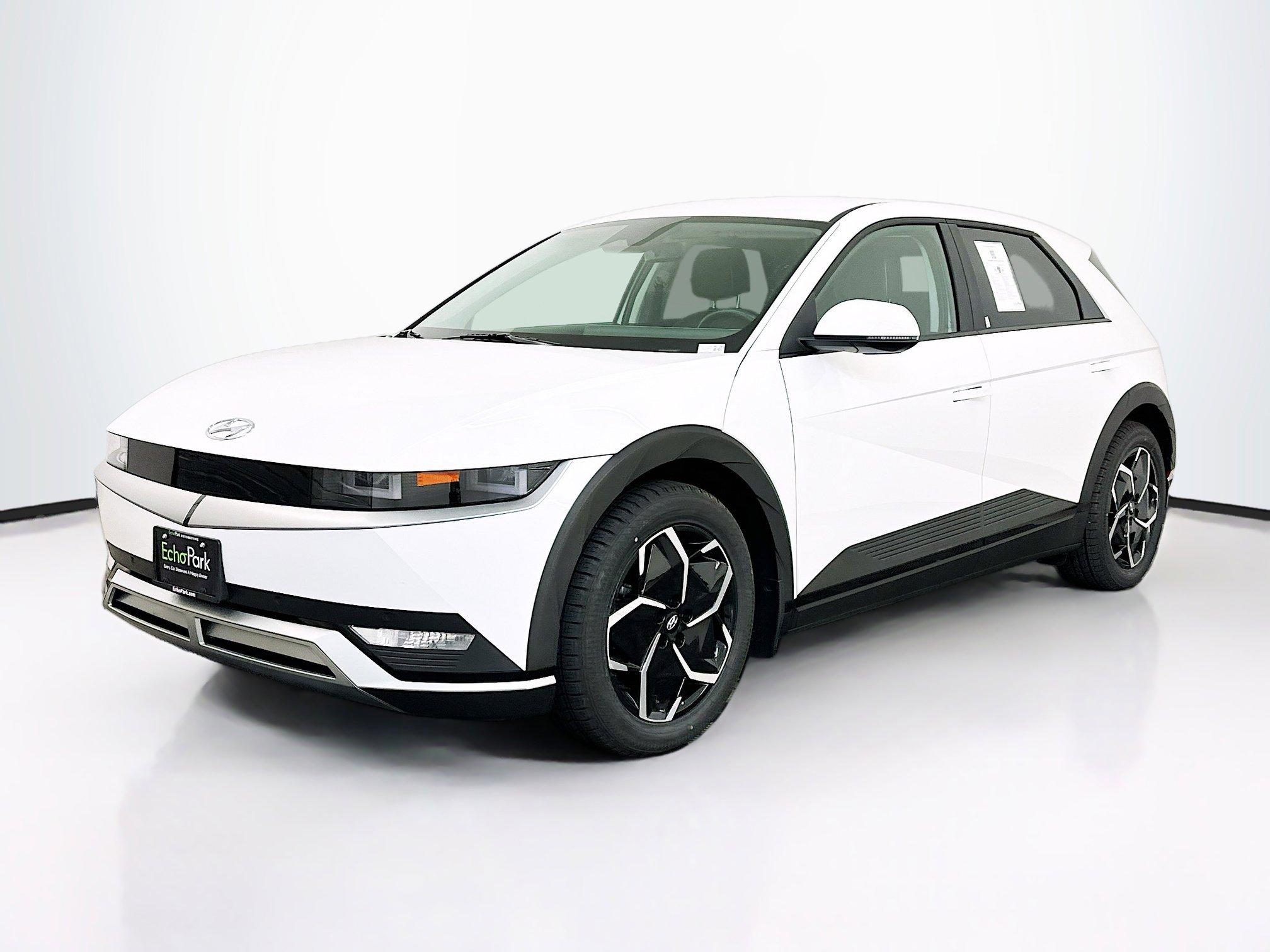 Used 2023 Hyundai Ioniq 5 SEL image 3