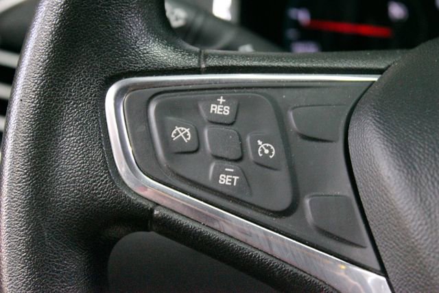 Used 2017 Chevrolet Malibu LT FWD image 20