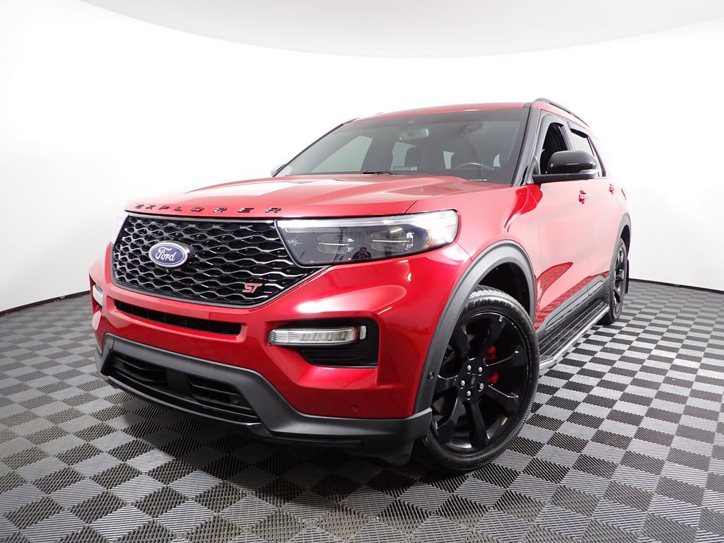 Used 2022 Ford Explorer ST w/ Equipment Group 401A image 2