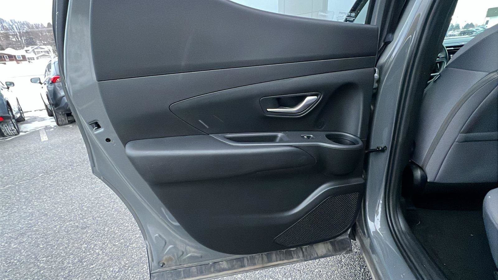 Used 2024 Hyundai Santa Cruz SEL image 18