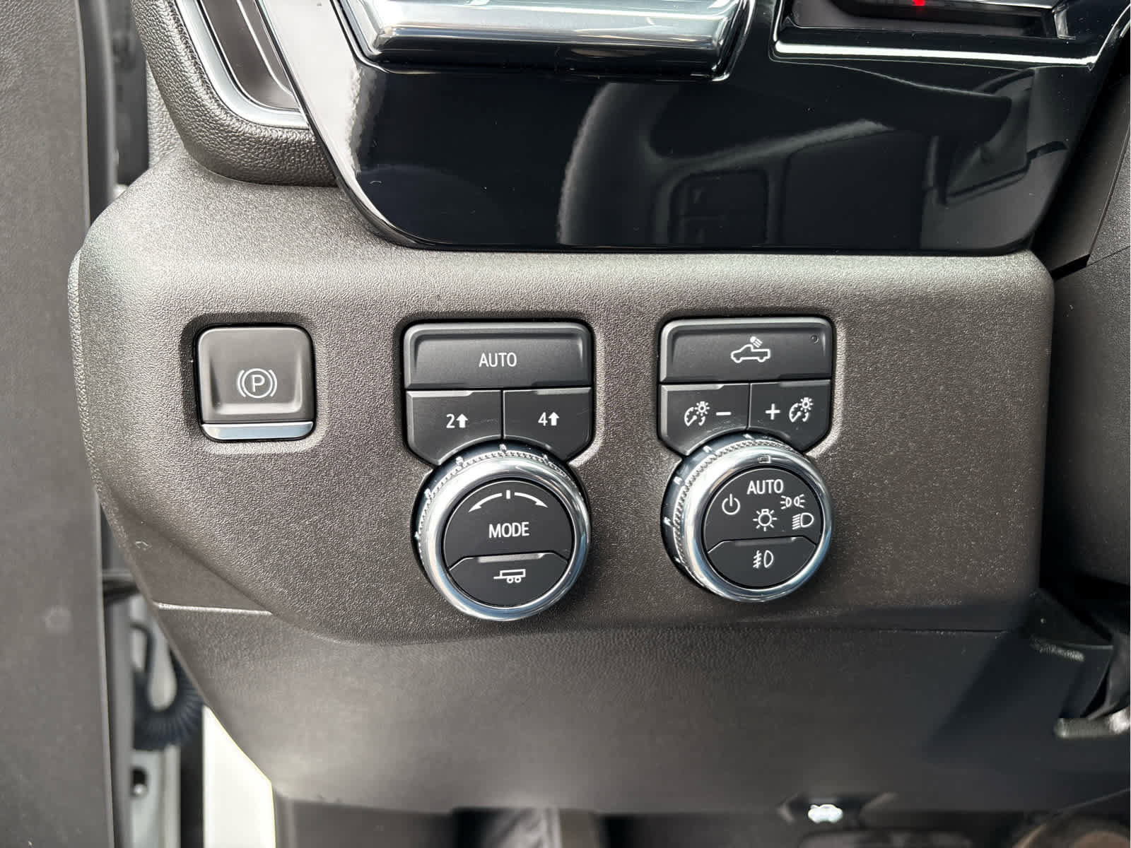 Used 2023 GMC Sierra 1500 Elevation image 26