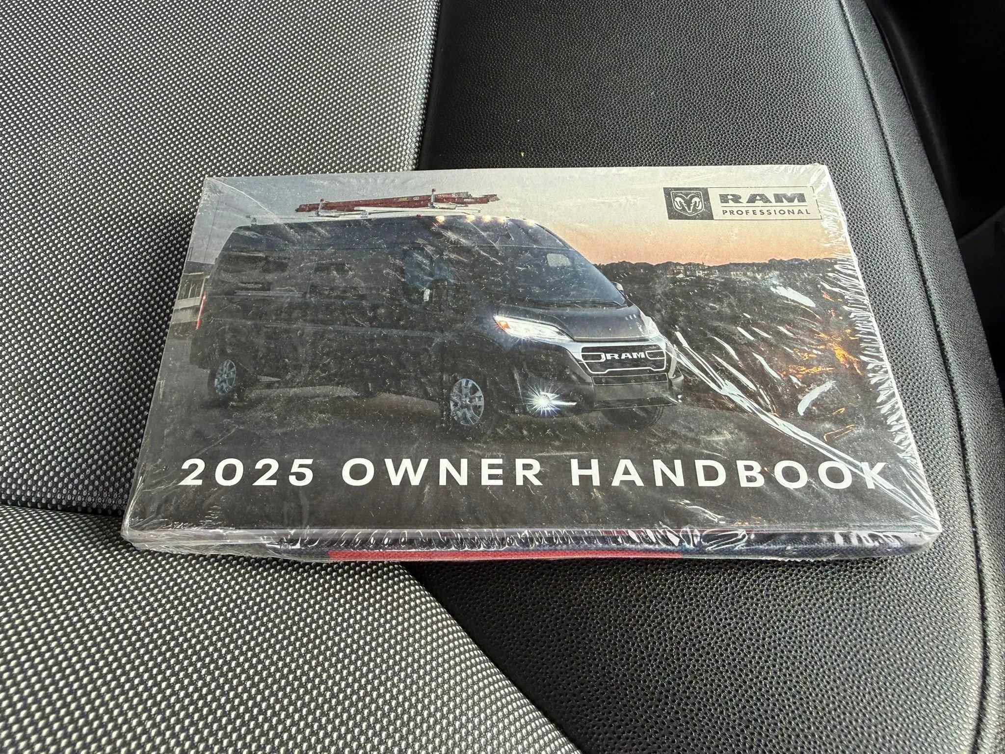 Used 2025 RAM ProMaster 2500 w/ Convenience Group FWD image 53