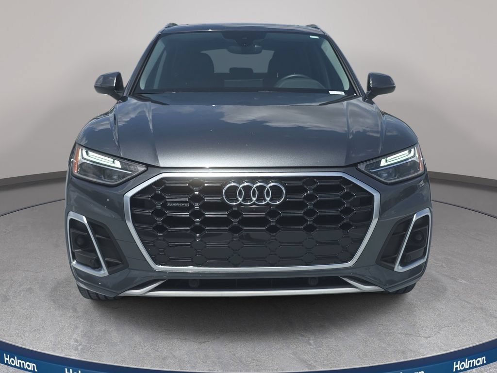 Used 2023 Audi Q5 2.0T Premium Plus w/ Premium Plus Package AWD/4WD image 3