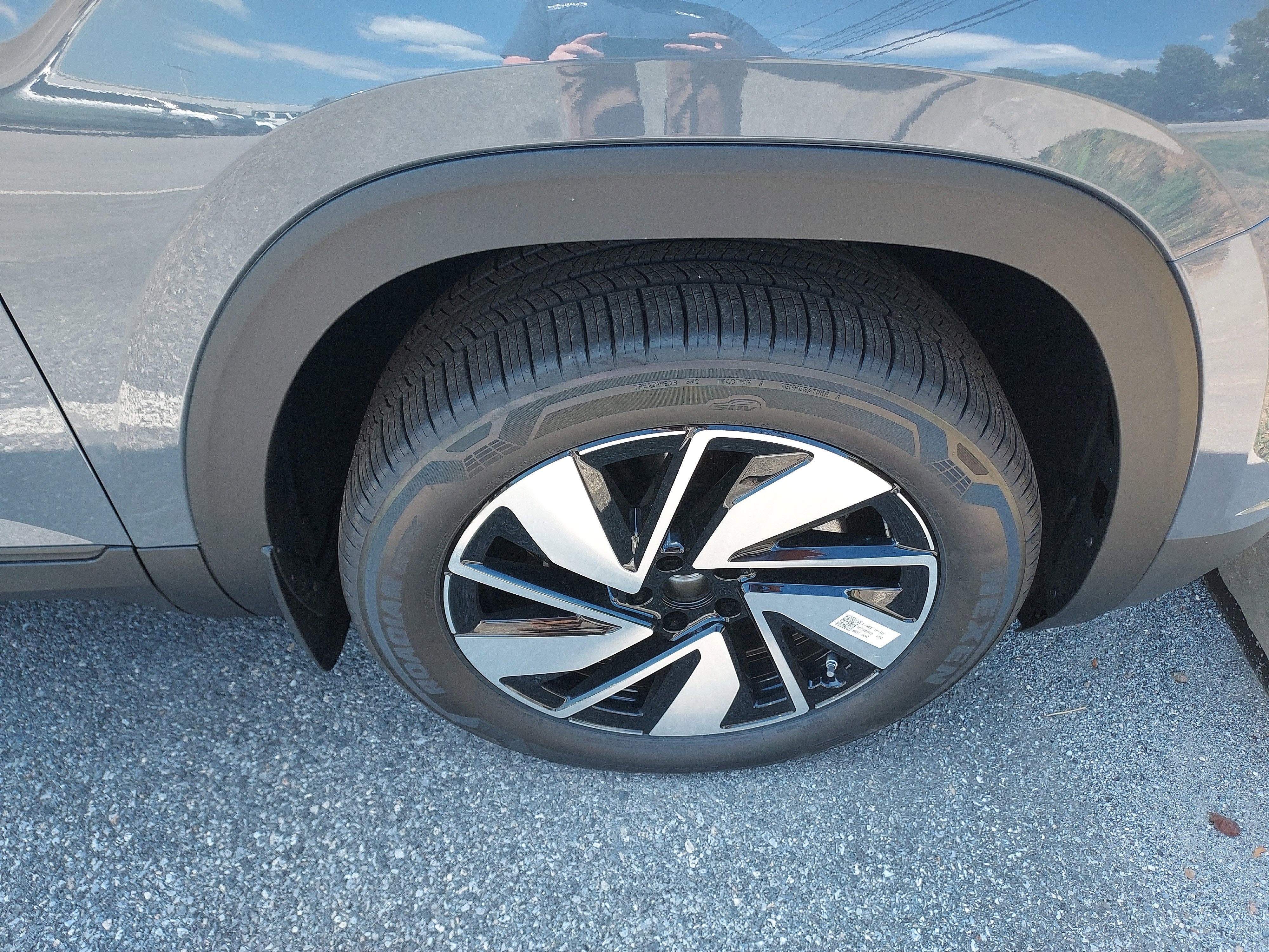 New 2026 Volkswagen Atlas SE image 10