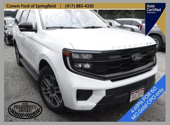 Used 2025 Ford Expedition Active AWD/4WD image 1