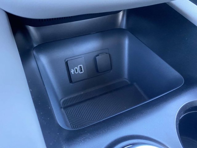 New 2026 Ford Explorer Active w/ Active Comfort Package AWD/4WD image 12
