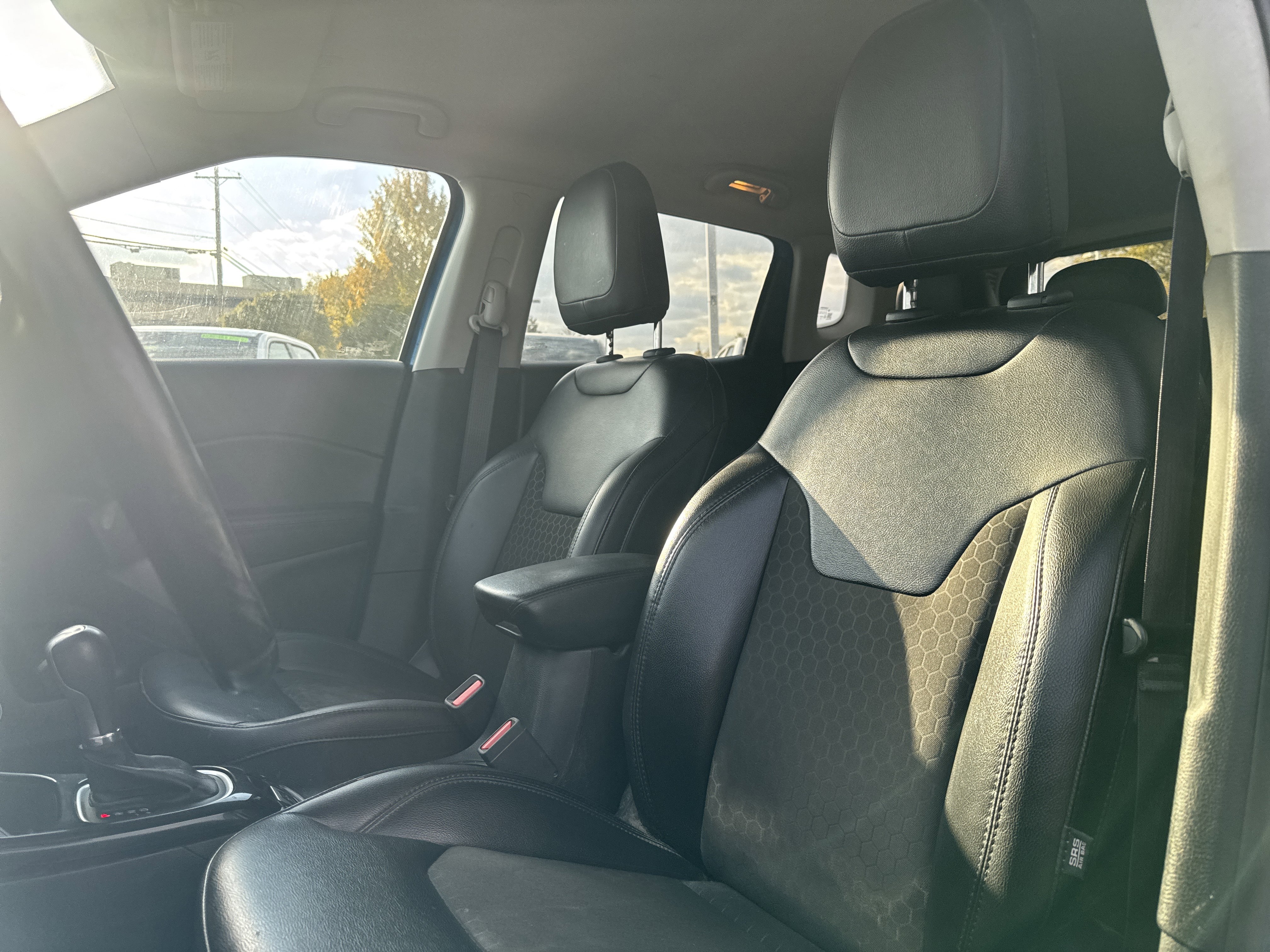 Certified 2021 Jeep Compass Latitude image 15