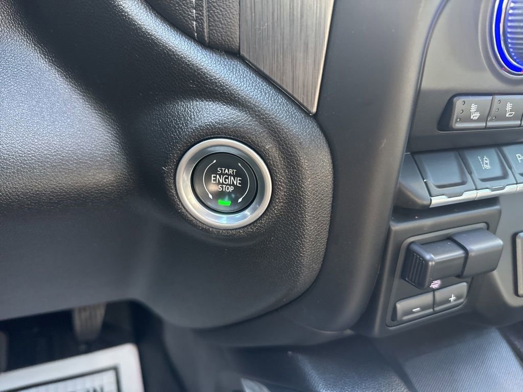 Used 2022 GMC Sierra 2500 Denali w/ Denali Ultimate Package image 24