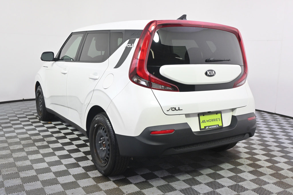 Used 2021 Kia Soul LX FWD image 4