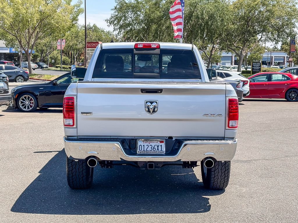 Used 2015 RAM 1500 Laramie w/ Convenience Group AWD/4WD image 3