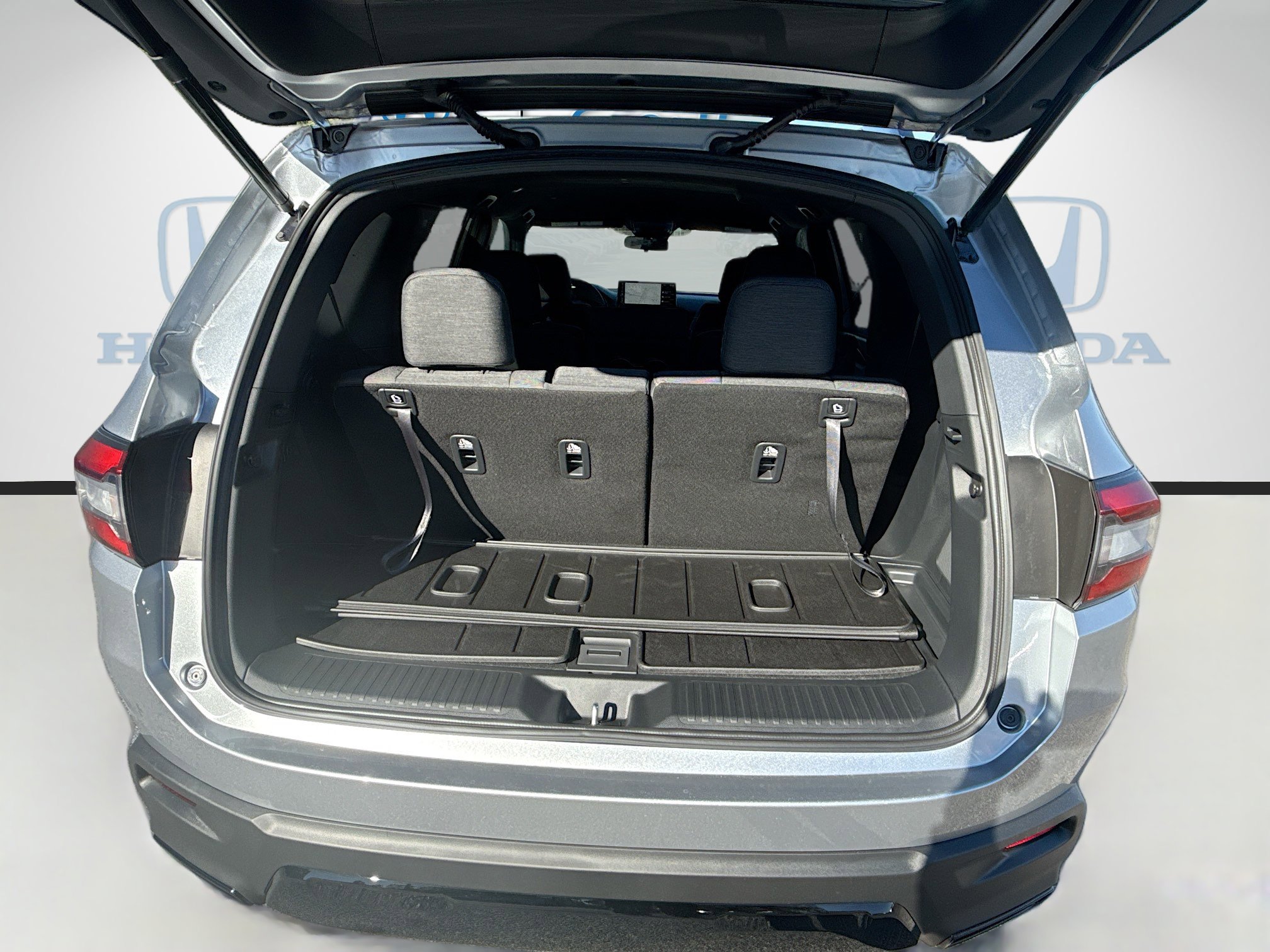 New 2026 Honda Pilot Sport image 22