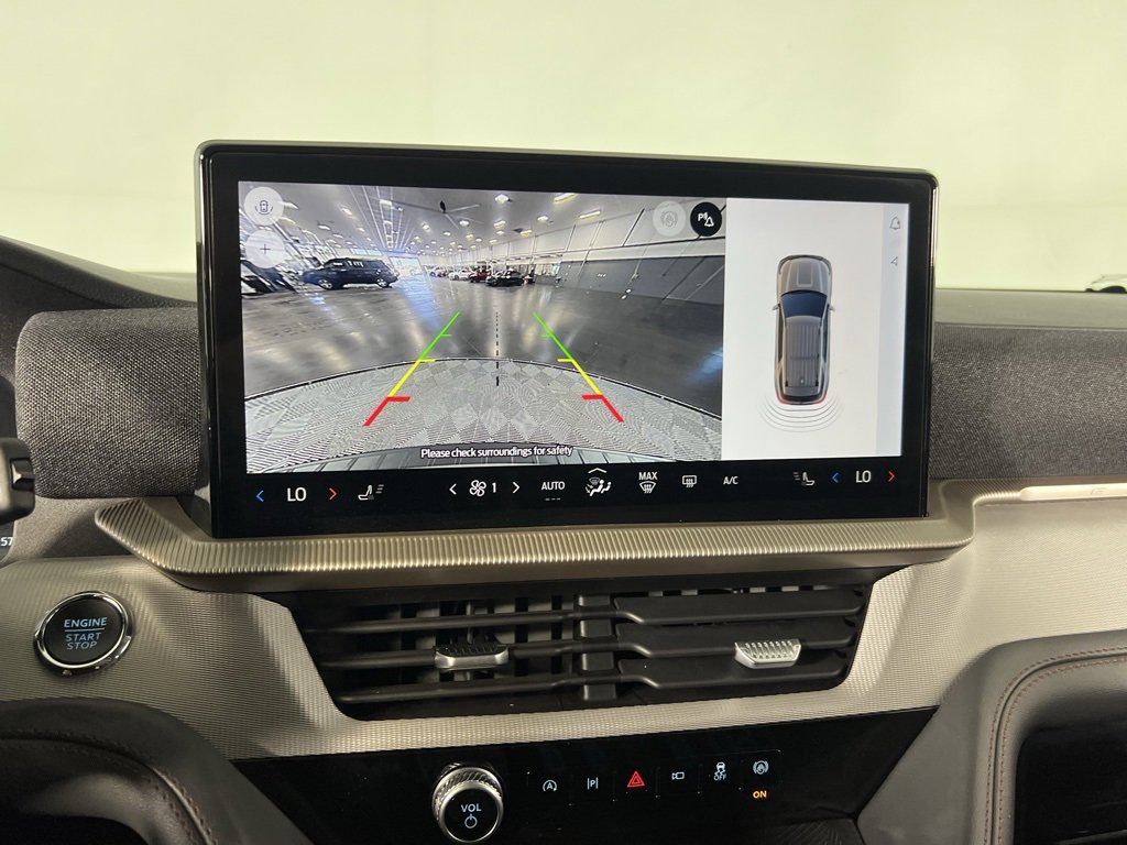 Used 2025 Ford Explorer Active image 17