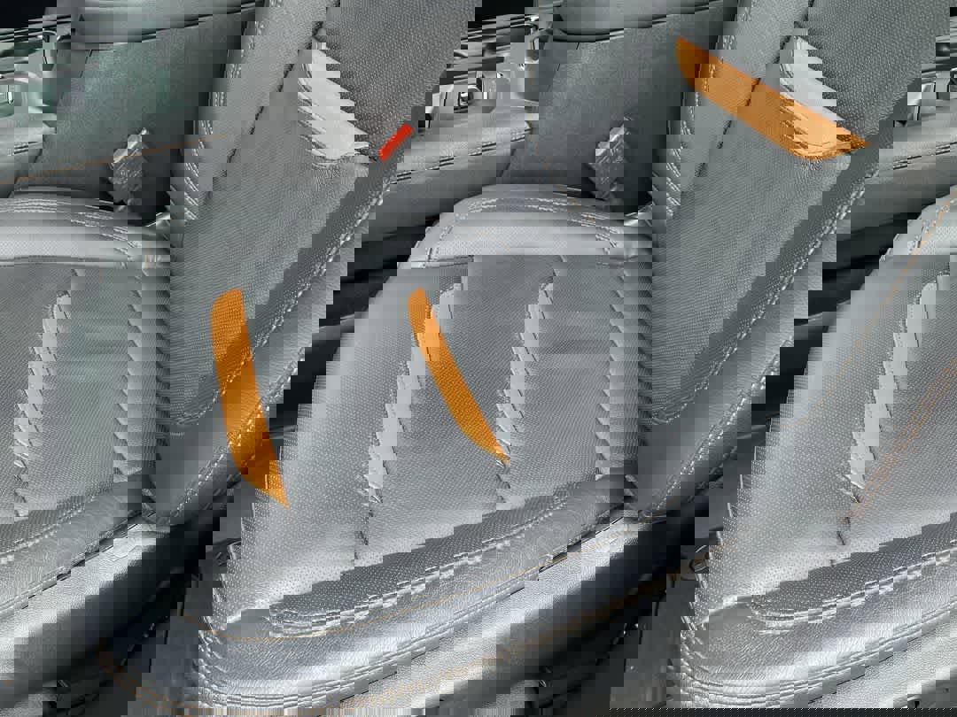 Used 2025 GMC Sierra 1500 AT4 w/ AT4 Premium Package image 11