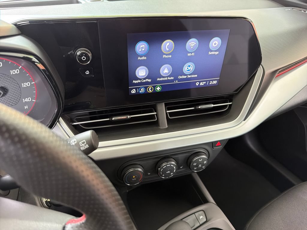 Used 2026 Chevrolet Trax RS FWD image 23