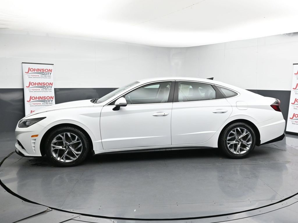 Used 2020 Hyundai Sonata SEL w/ Winter Weather Package image 5