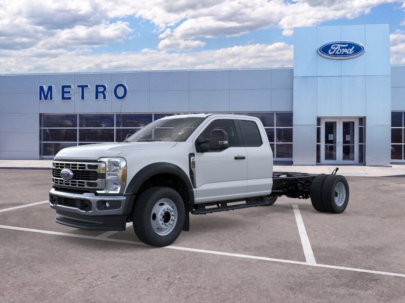 New 2026 Ford F550 4x4 Supercab Super Duty image 2