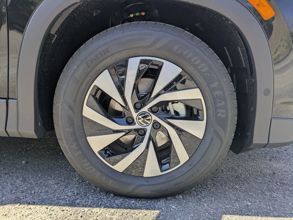 New 2026 Volkswagen Tiguan S image 11