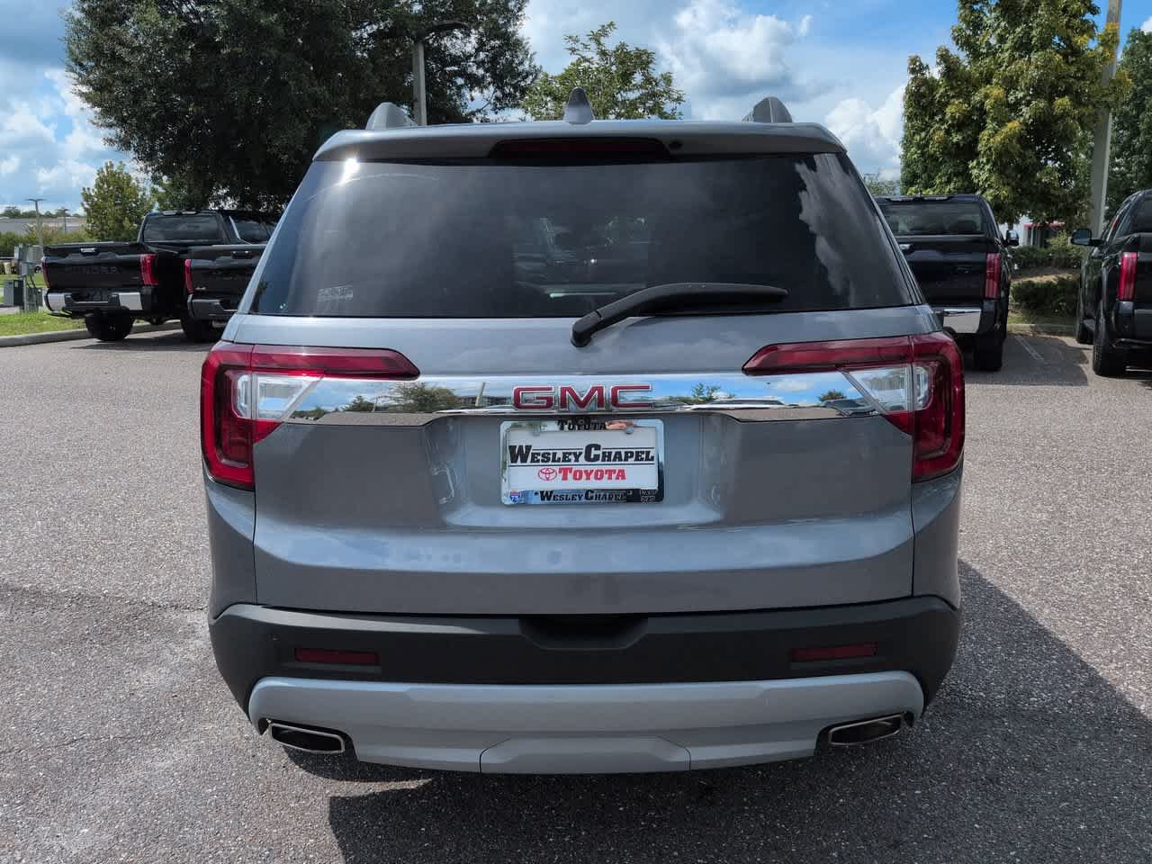 Used 2021 GMC Acadia SLT w/ Preferred Package AWD/4WD image 5