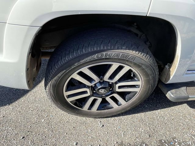 Used 2019 Toyota 4Runner Limited image 9