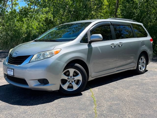 Used 2012 Toyota Sienna LE FWD video 1