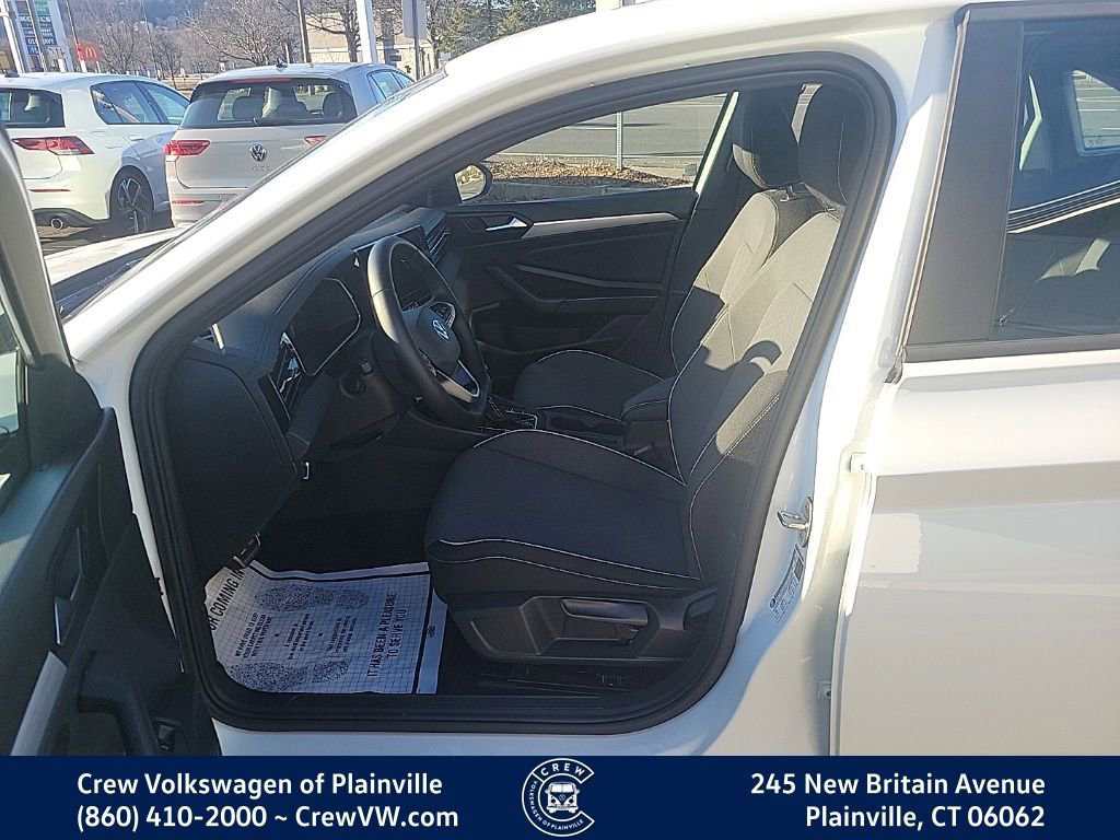 Certified 2025 Volkswagen Jetta Sport image 13