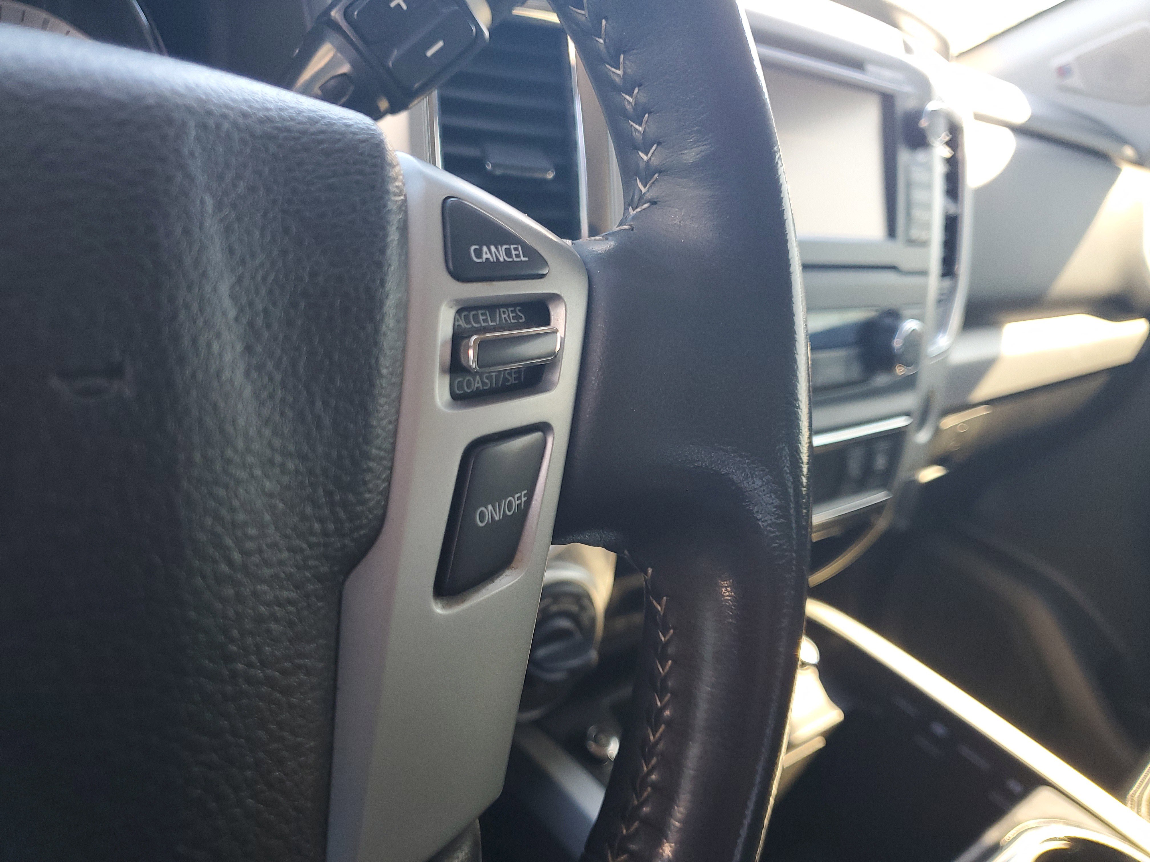 Used 2018 Nissan Titan PRO-4X w/ Pro-4x Convenience Package image 22